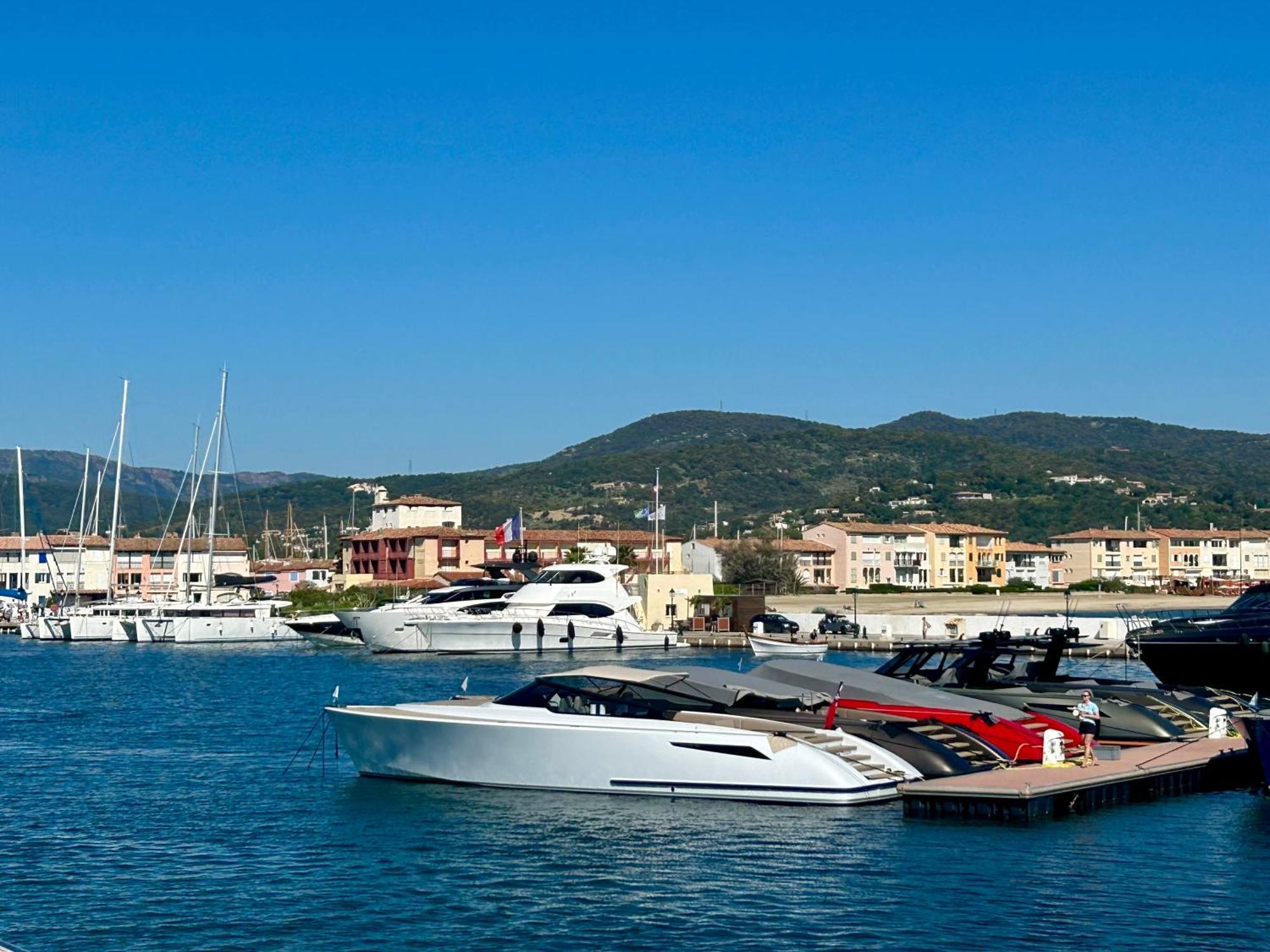 Charming Apartment In Port Grimaud Exterior photo
